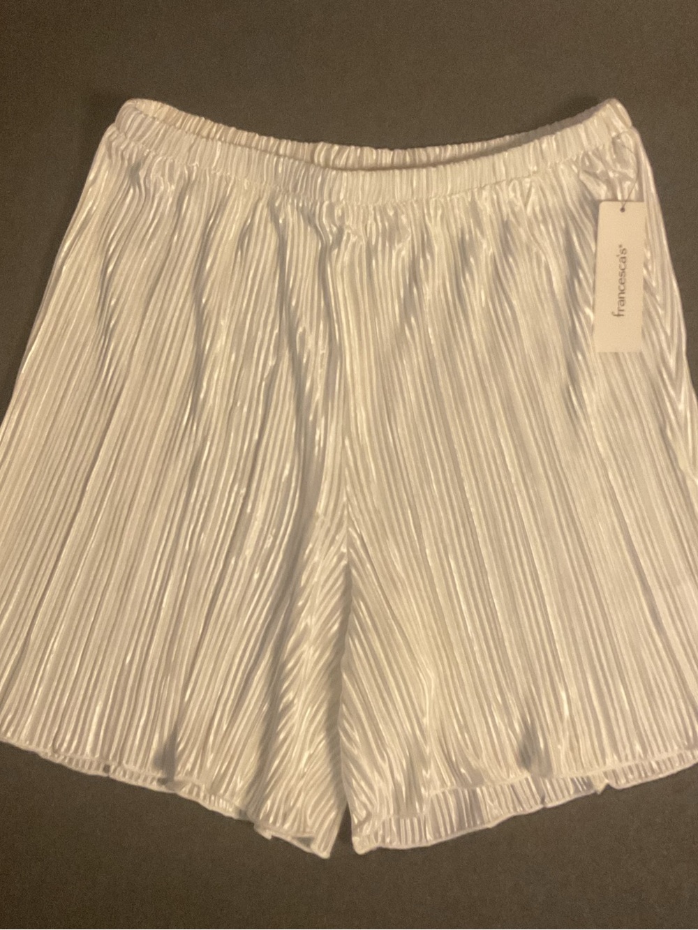NWT Francesca's Collections White Pleated Bermuda Shorts S